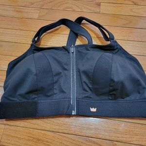 Shefit 5 Luxe Black Sports Bra NWOT